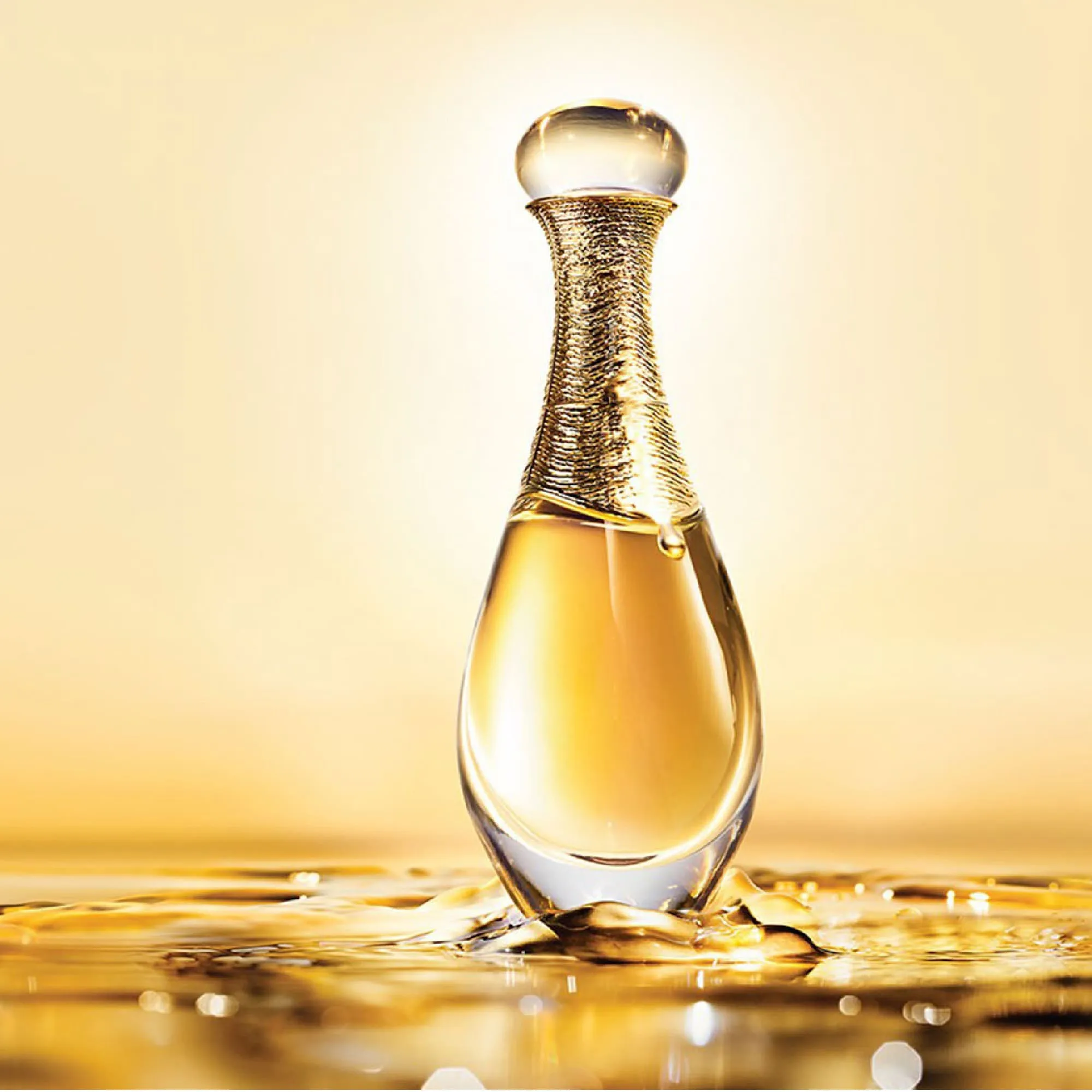 Frasco de J'adore, de Dior